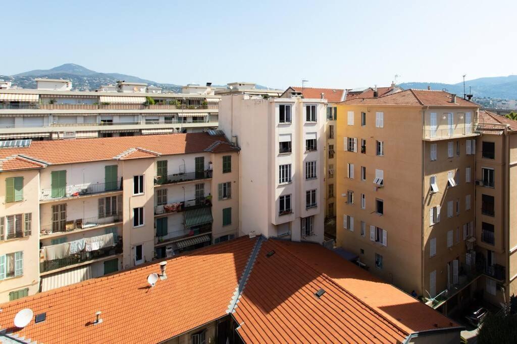 L41 Suite Paladium 8Pax 4Rooms Balcony Wifi Ac Nice Exterior foto